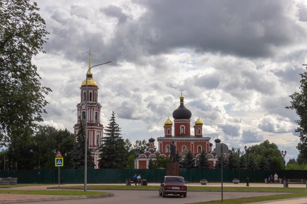 Воскресенский собор в Старой Руссе