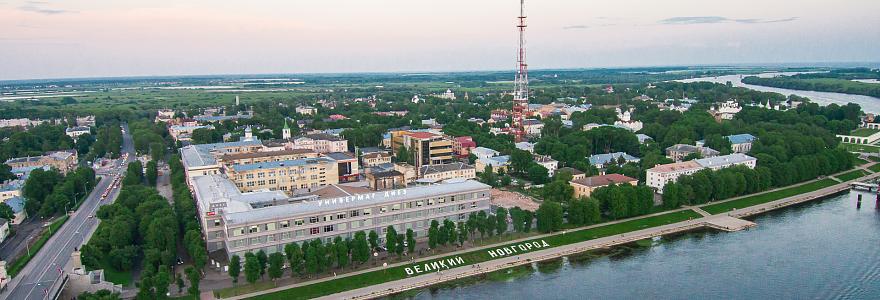 Новгородцев просят рассказать, чего не хватает на набережной Александра Невского