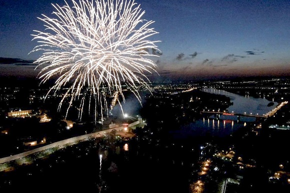 Салют в честь Дня города в 2019 году: видео